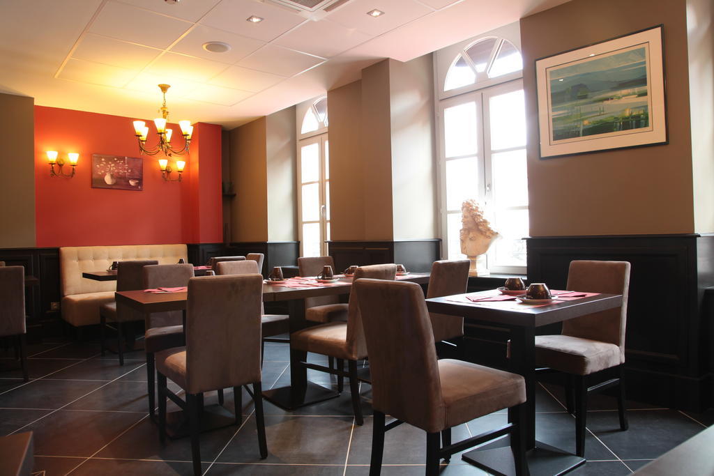 Hotel Vauban เบอซองซง ภายนอก รูปภาพ