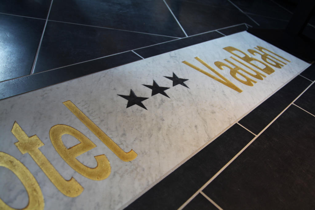 Hotel Vauban เบอซองซง ภายนอก รูปภาพ